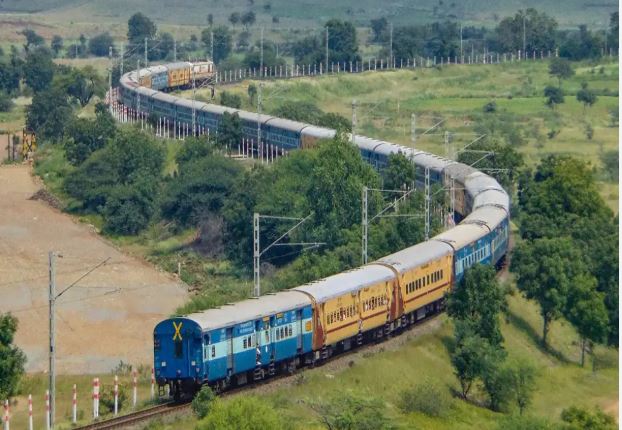 Indian Railways train equipped with Kavach 4.0 safety system operating on the Mathura–Kota route, a key Delhi–Mumbai corridor segment