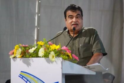 Nitin Gadkari laying foundation stone for national highway projects in Madhya Pradesh