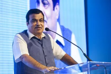 Nitin Gadkari inaugurating Dwarka Expressway project in Delhi