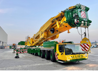 Allied Crane Hire becomes the first company in Africa to receive the new Liebherr LTM 1650-8.1 mobile crane, advancing heavy lifting efficiency and performance across industrial projects.