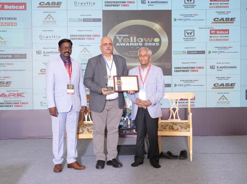 CASE Construction wins Yellow Dot Award for 770 NX Backhoe Loader design excellence in India