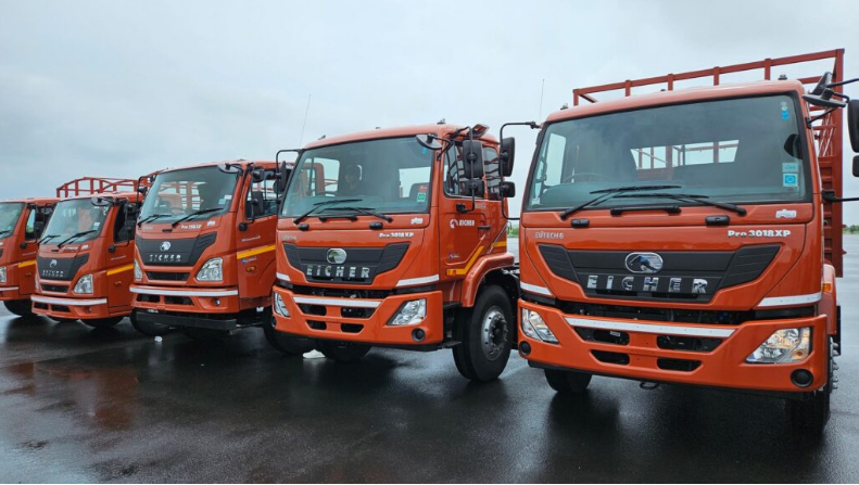 VE Commercial Vehicles recorded impressive growth in November 2025 with total sales rising to 7652 units. Strong performance from Eicher Trucks & Buses, expanding export volumes, and steady Volvo segment sales underline VECV’s strengthening presence in India’s commercial vehicle sector.