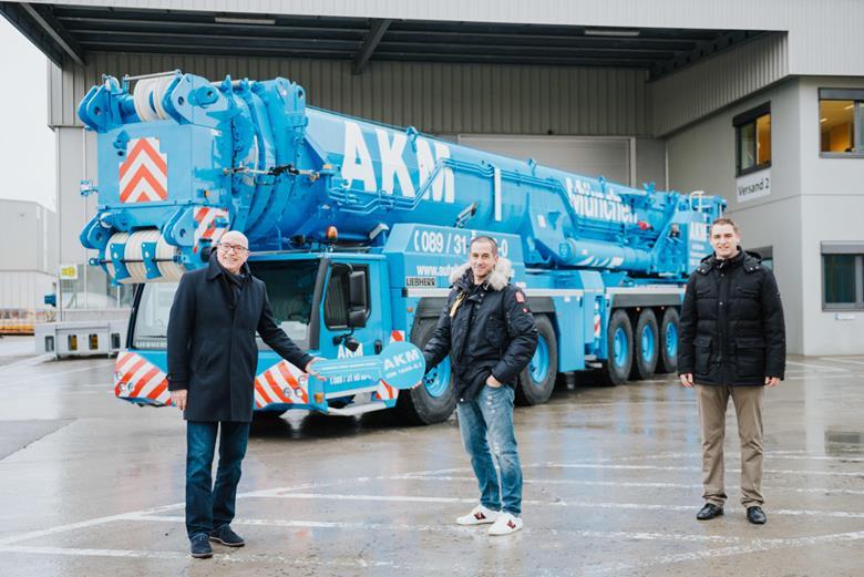 AKM Autokranvermietung expands crane fleet with Tadano AC 7.450-1 all-terrain crane in Munich