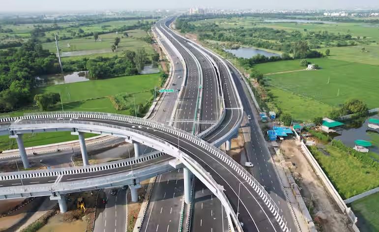 NHAI highway safety system displaying real-time cattle hazard alerts for motorists on Indian national highways