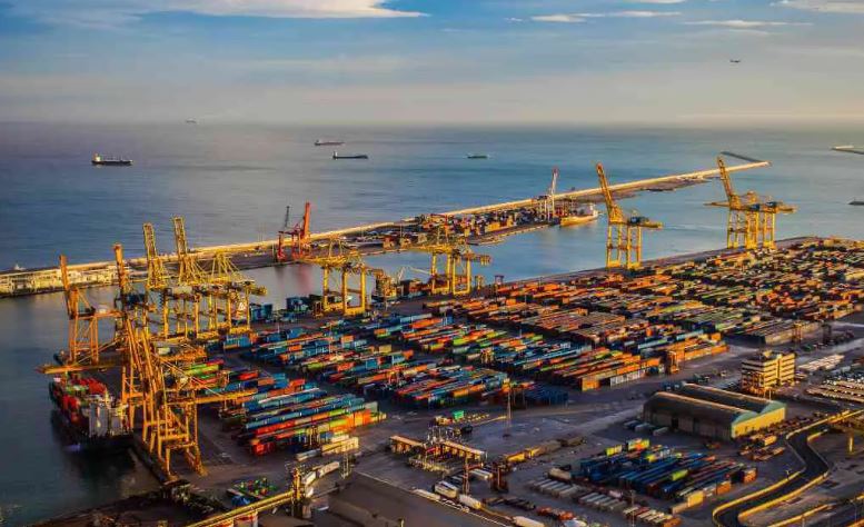 Paradip Port infrastructure and proposed jetty facilities for handling green hydrogen and ammonia cargo.