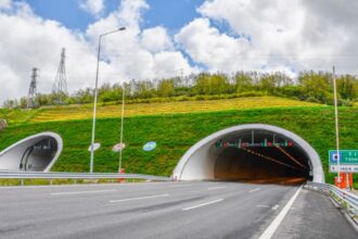The Ministry of Environment, Forest and Climate Change has granted final forest clearance for the ₹2,134 crore Anakkampoyil–Kalladi–Meppadi Tunnel Road project, paving the way for improved regional connectivity.