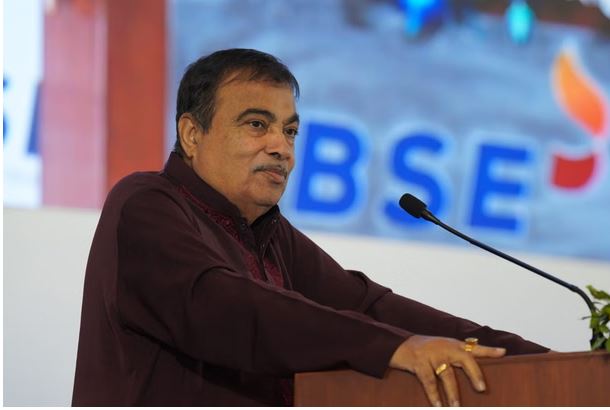 Nitin Gadkari discussing India’s highway funding potential of ₹8 lakh crore and need for faster project execution