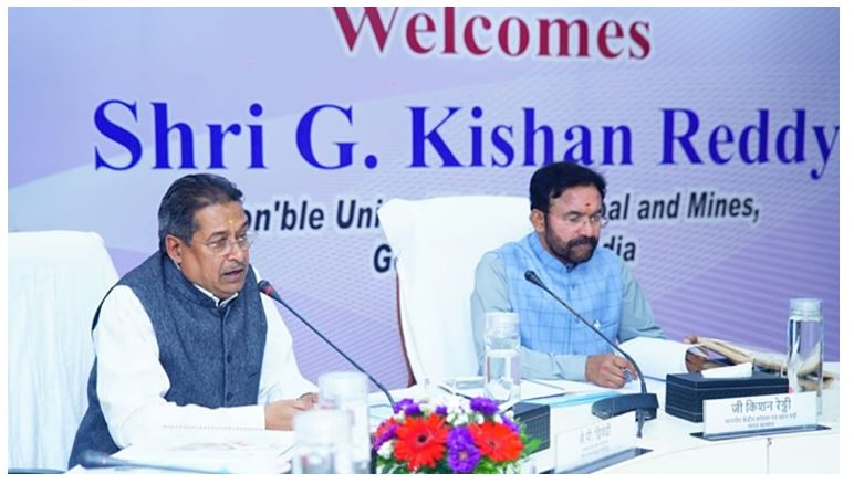 Union Minister G. Kishan Reddy inaugurating mining infrastructure and sustainability projects at Western Coalfields Limited in Nagpur.