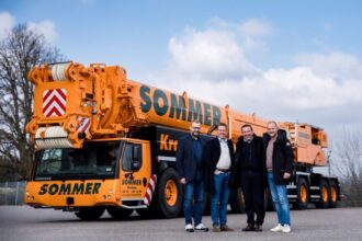 Liebherr LTM 1750-9.1 crane in Sommer Kranverleih fleet used for wind turbine installation and heavy lifting operations