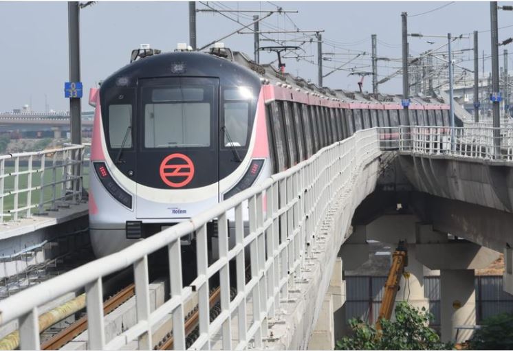 Delhi Metro refurbishes Blue Line trains with upgraded interiors, safety systems, and passenger amenities to improve comfort and efficiency