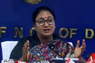 Delhi EV Policy 2.0 proposes ban on petrol two-wheelers from April 2028 to promote electric mobility and reduce urban pollution