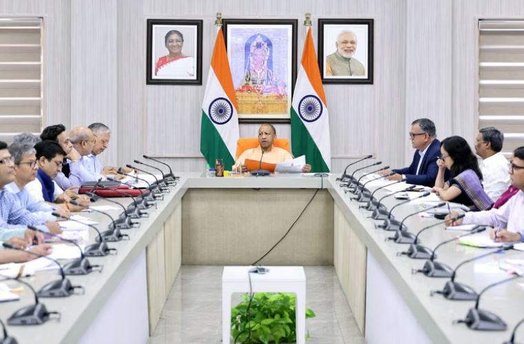 CM Yogi Orders 110 Electric Buses for Jewar Airport, Accelerates Expressways, EV Charging Network and Defence Corridor Projects