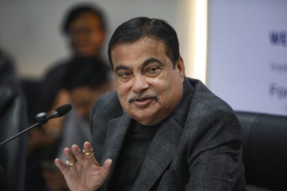 Nitin Gadkari Urges Indian Firms to Partner with US Companies as India Targets Global Automobile Manufacturing Leadership