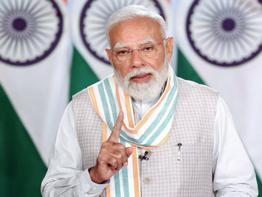 PM Modi Reviews ₹30,000 Crore Infrastructure Projects Across Railways, Roads and Power at 51st PRAGATI Meeting