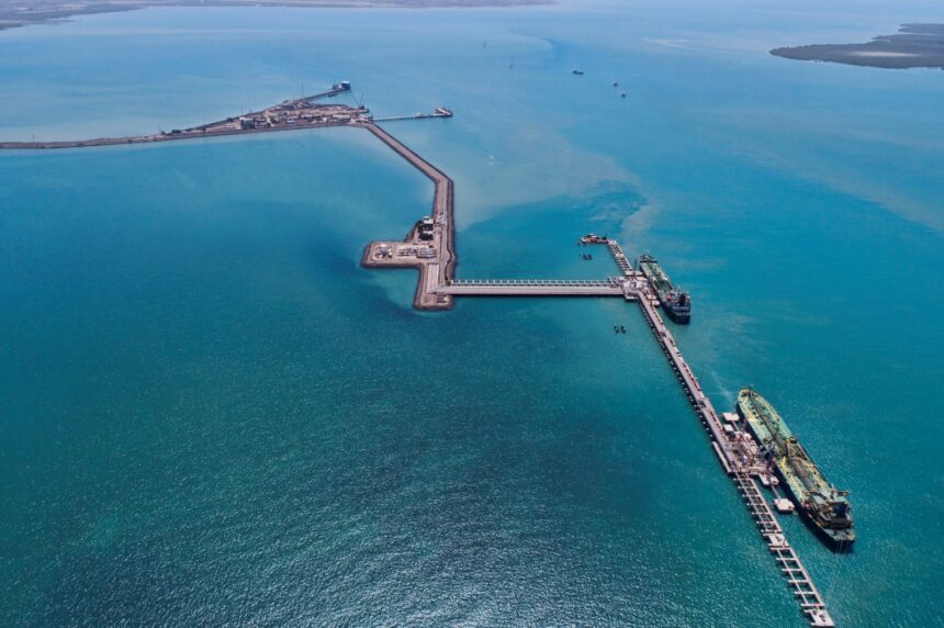 Deendayal Port Creates National Record with 7.78 Lakh Tonnes of Cargo Handled in 24 Hours