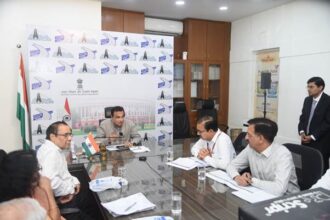 Nitin Gadkari Reviews NHLML Projects, Calls for Faster Execution of Multimodal Infrastructure Initiatives