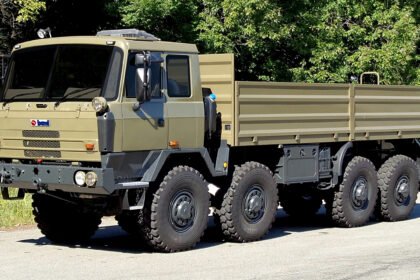 BEML Wins ₹75.58-Crore Export Order for HMV 12x12 and 8x8 Vehicles